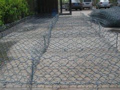 防洪覆塑生態(tài)格網(wǎng)